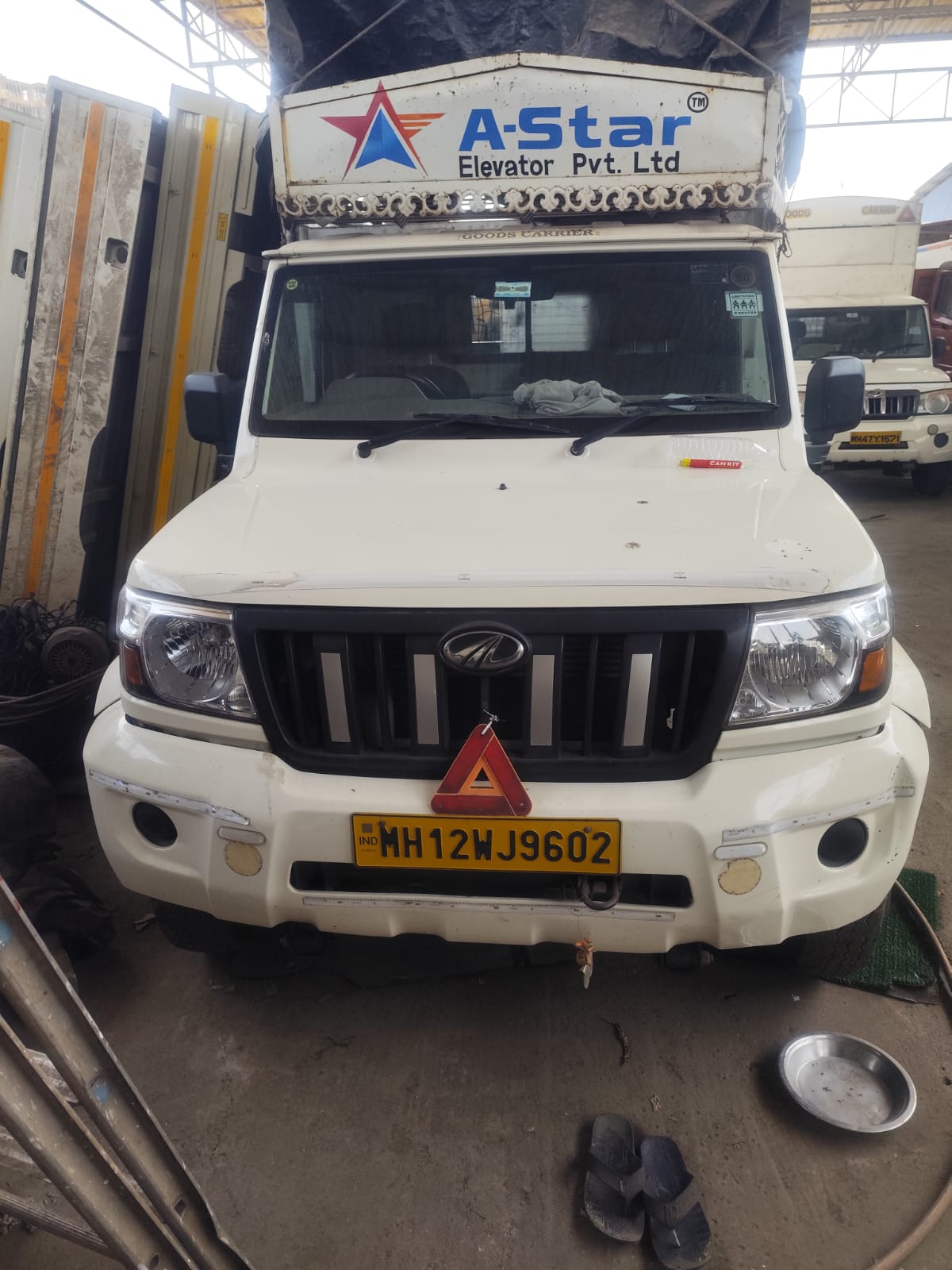 MAHINDRA BOLERO PICKUP